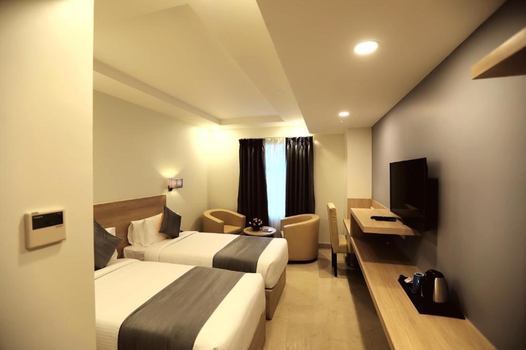 Отель Pp Residency Covelong Экстерьер фото